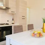 Siniscola, Comodo Con Veranda E Wifi * Siniscola