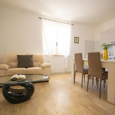 Siniscola, Comodo Con Veranda E Wifi * Siniscola