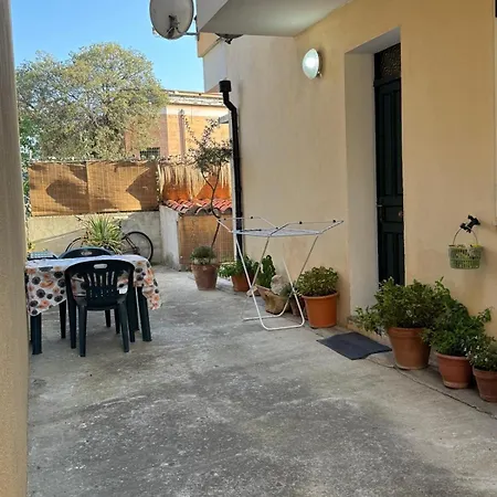 Siniscola, Comodo Con Veranda E Wifi *