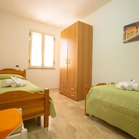 Siniscola, Comodo Con Veranda E Wifi Apartman